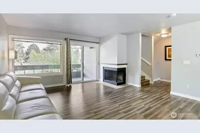 1226 Bellefield Park Lane NW #1226, Bellevue, WA 98004 - Photo 5