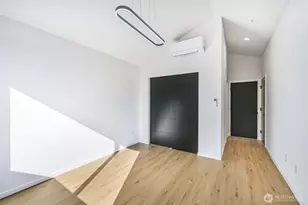 902 N 107th St, Seattle, WA 98133 - Photo 13