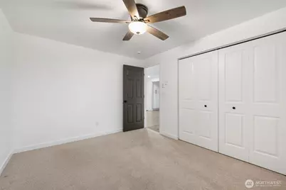 12611 106th Ave Court E, Puyallup, WA 98374 - Photo 19