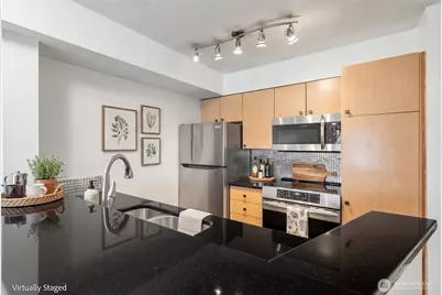 412 11th Avenue #209, Seattle, WA 98122 - Photo 5