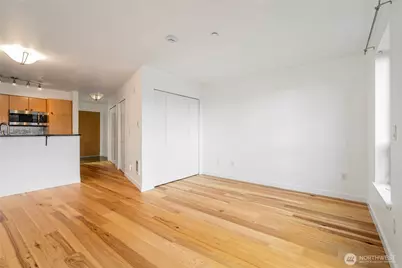 412 11th Avenue #209, Seattle, WA 98122 - Photo 13