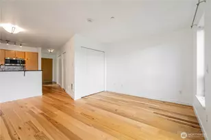 412 11th Ave, Seattle, WA 98122 - Photo 13