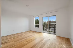 412 11th Ave, Seattle, WA 98122 - Photo 9