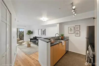 412 11th Avenue #209, Seattle, WA 98122 - Photo 17