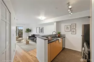 412 11th Ave, Seattle, WA 98122 - Photo 17