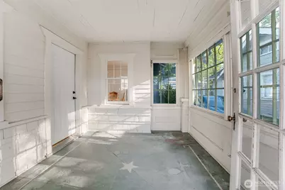 1218 S 4th Street, Tacoma, WA 98405 - Photo 3
