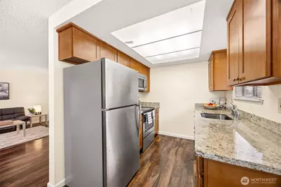6107 204th Street SW #D2, Lynnwood, WA 98036 - Photo 7
