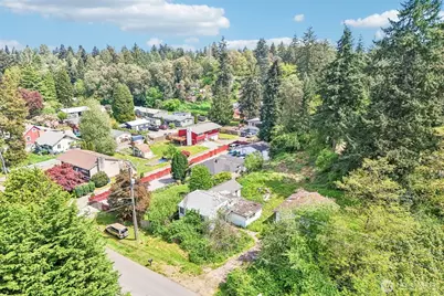 12242 10th Avenue S, Seattle, WA 98168 - Photo 3