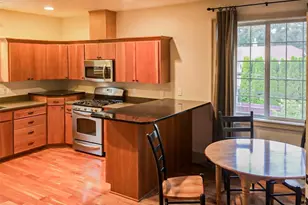 327 E Birch St, Walla Walla, WA 99362 - Photo 5