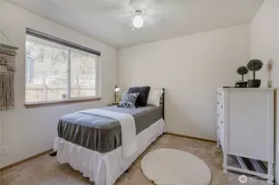 401 Hemlock Ct, Sultan, WA 98294 - Photo 11