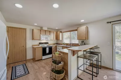 401 Hemlock Court, Sultan, WA 98294 - Photo 5