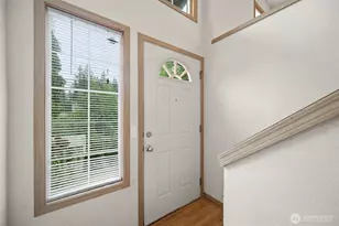 2620 NE 136th St, Seattle, WA 98125 - Photo 5