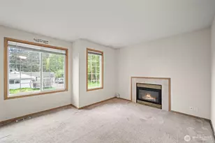 2620 NE 136th St, Seattle, WA 98125 - Photo 9