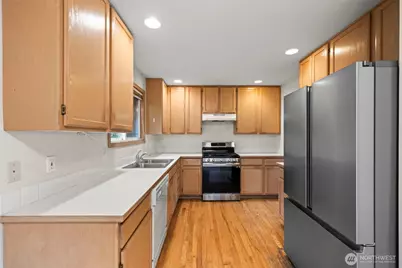 2620 NE 136th Street, Seattle, WA 98125 - Photo 15