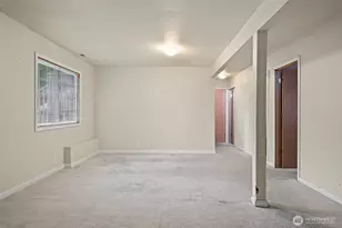 2620 NE 136th St, Seattle, WA 98125 - Photo 31