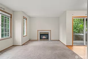 2620 NE 136th St, Seattle, WA 98125 - Photo 7