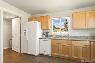 25 Sun Valley Dr, Wenatchee, WA 98801 - Photo 9