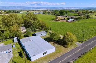 84889 Triangle Station Rd, Milton-Freewater, OR 97862 - Photo 7