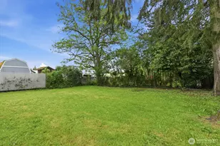 1651 SW 114th St, Seattle, WA 98146 - Photo 29