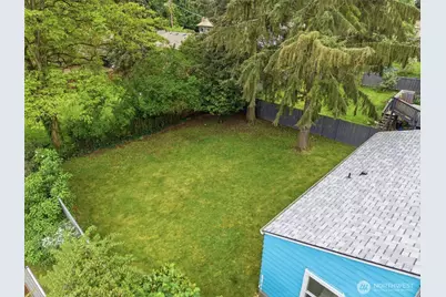 1651 SW 114th Street, Seattle, WA 98146 - Photo 27