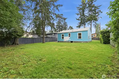 1651 SW 114th Street, Seattle, WA 98146 - Photo 31