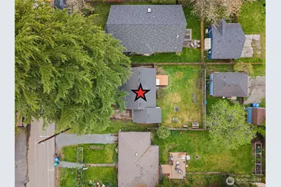 9747 Evanston Ave N, Seattle, WA 98103 - Photo 31