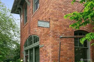 1406 Harvard Ave, Seattle, WA 98122 - Photo 9