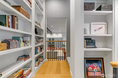 1406 Harvard Avenue #10, Seattle, WA 98122 - Photo 15