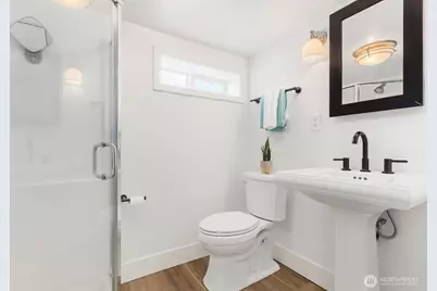 2423 3rd Avenue W, Seattle, WA 98119 - Photo 27