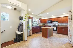 310 Jeff St, Mount Vernon, WA 98274 - Photo 11