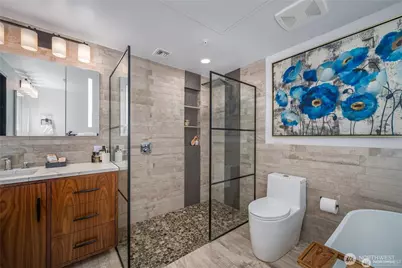 615 E Pike Street #303, Seattle, WA 98122 - Photo 23