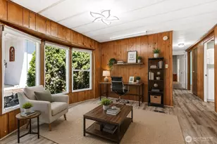 9314 Canyon Rd E, Puyallup, WA 98371 - Photo 7