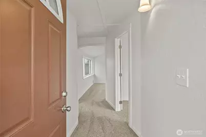108 Yakima Avenue, Cle Elum, WA 98922 - Photo 3