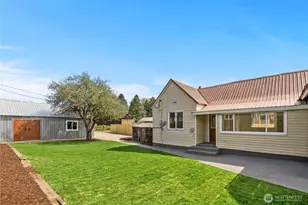 108 Yakima Ave, Cle Elum, WA 98922 - Photo 1
