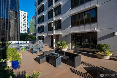 2100 3rd Avenue #1502, Seattle, WA 98121 - Photo 23