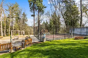 4235 91st Ave NE, Yarrow Point, WA 98004 - Photo 37