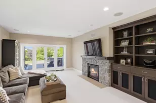 4235 91st Ave NE, Yarrow Point, WA 98004 - Photo 13