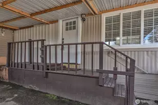 23708 Locust Way, Bothell, WA 98021 - Photo 3
