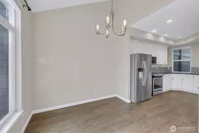 18397 NE 97th Court, Redmond, WA 98052 - Photo 23
