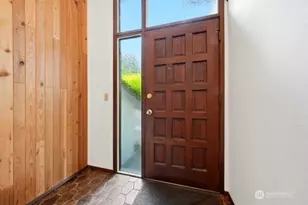 9215 NE 178th St, Bothell, WA 98011 - Photo 3