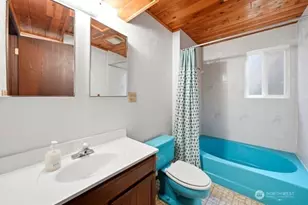 9215 NE 178th St, Bothell, WA 98011 - Photo 23