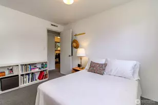 648 SW 107th Ave, Seattle, WA 98146 - Photo 23