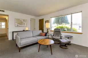 648 SW 107th Ave, Seattle, WA 98146 - Photo 3