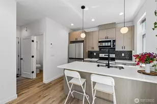 2925 39th Ave SW, Seattle, WA 98116 - Photo 7