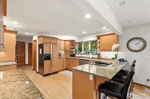 121 E Sterling Dr, Allyn, WA 98524 - Photo 19