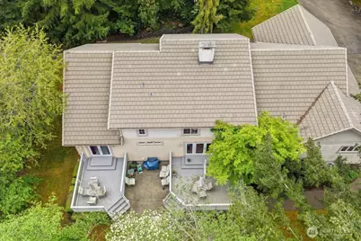 121 E Sterling Dr, Allyn, WA 98524 - Photo 3