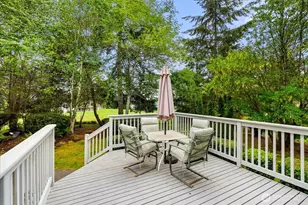 121 E Sterling Dr, Allyn, WA 98524 - Photo 37