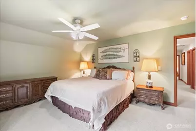 121 E Sterling Dr, Allyn, WA 98524 - Photo 35
