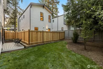 11610 NE 92nd Street, Kirkland, WA 98033 - Photo 37