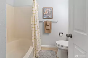 902 NW Leisure Ln, Bremerton, WA 98311 - Photo 17